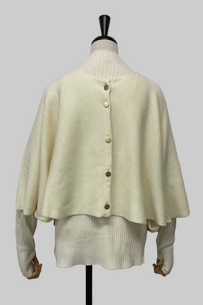 ［ＮＥＷ］ケープアンサンブルニット