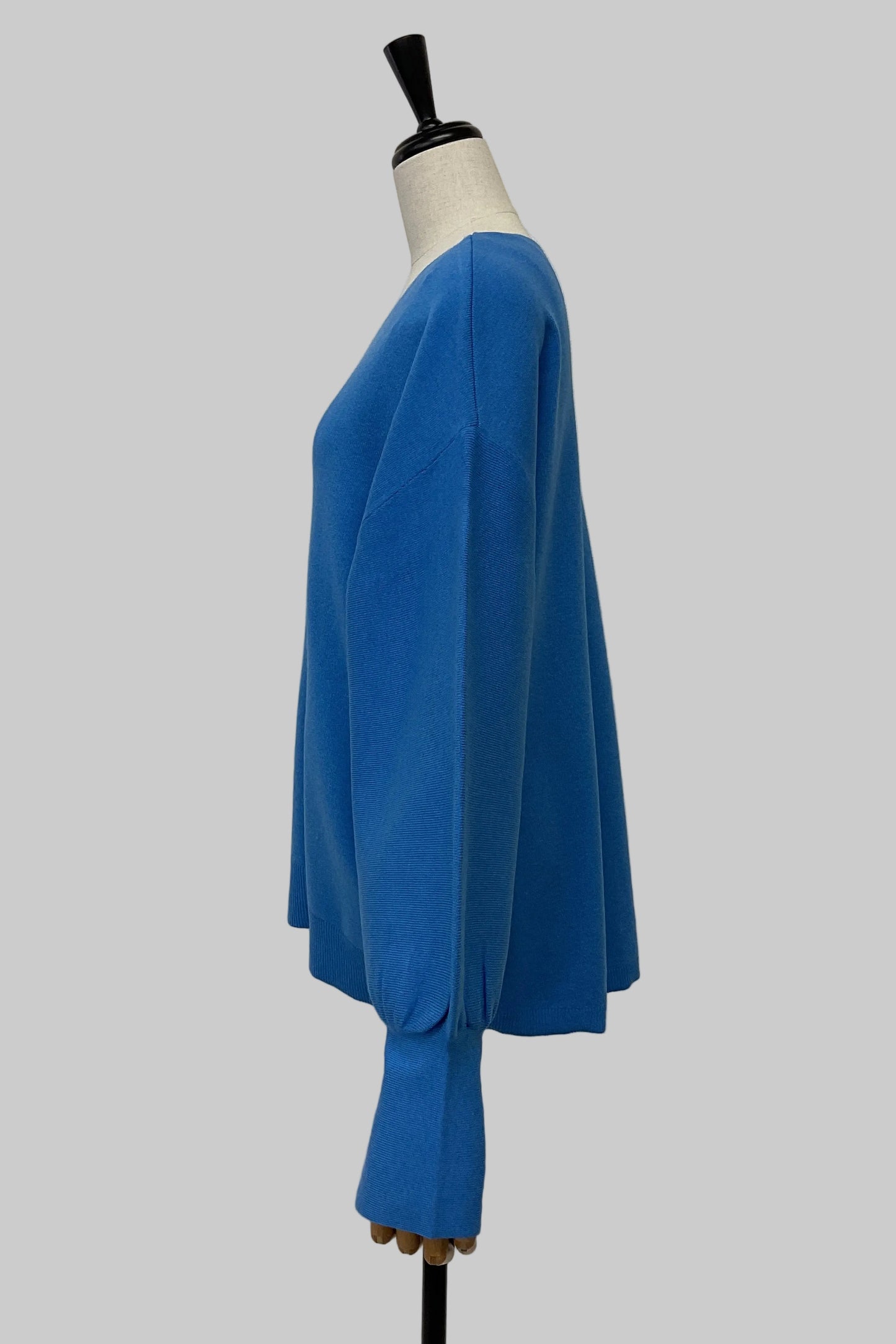 ヤワモチポワンソデVネックプルオーバー