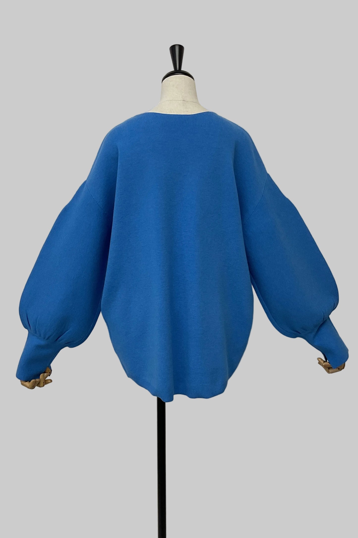 ヤワモチポワンソデVネックプルオーバー