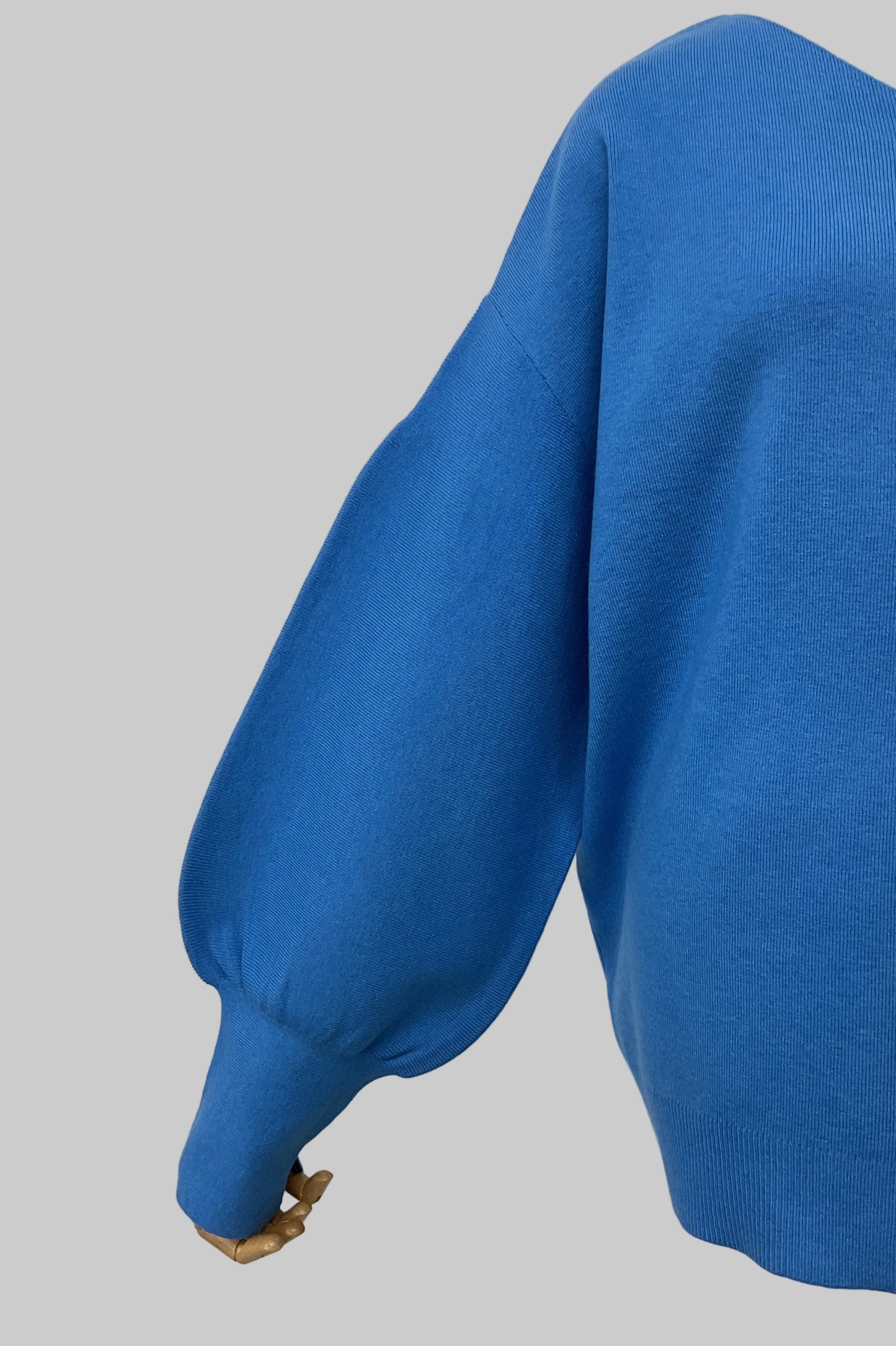 ヤワモチポワンソデVネックプルオーバー