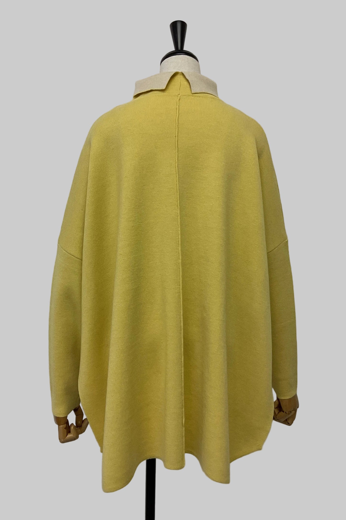 ［予約］＜10%OFF＞リバーシブルポンチョフウプルオーバー (新色イエロー）