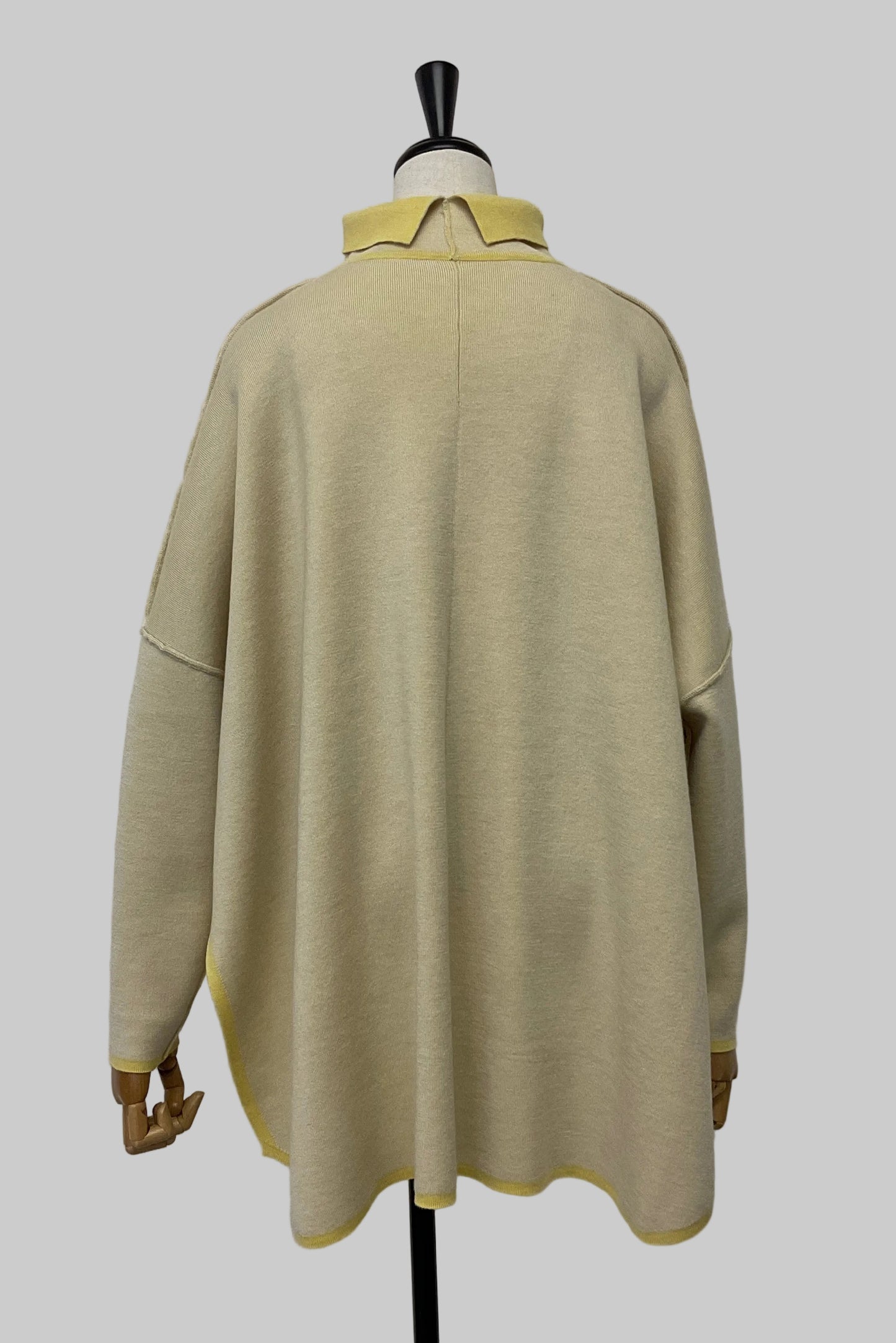 ［予約］＜10%OFF＞リバーシブルポンチョフウプルオーバー (新色イエロー）