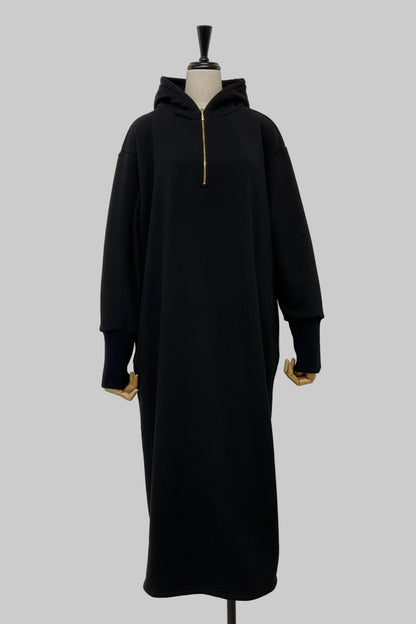 〈50%OFF〉ハーフZIPパーカーワンピース