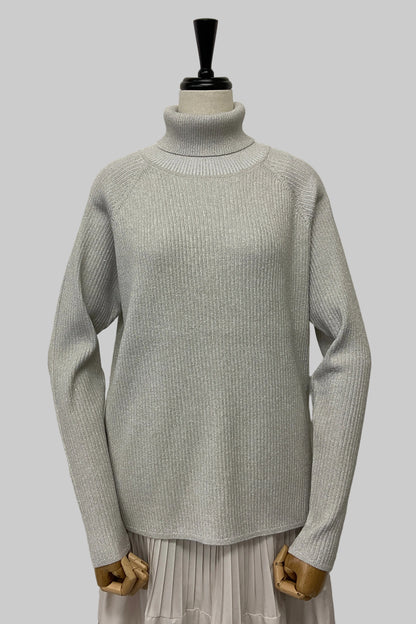 〈10%OFF〉ストレッチラメタートルニット