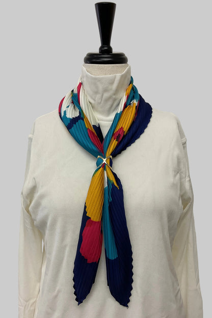 プリーツスカーフ水彩