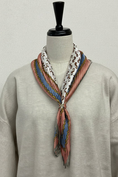 プリーツスカーフ幾何柄