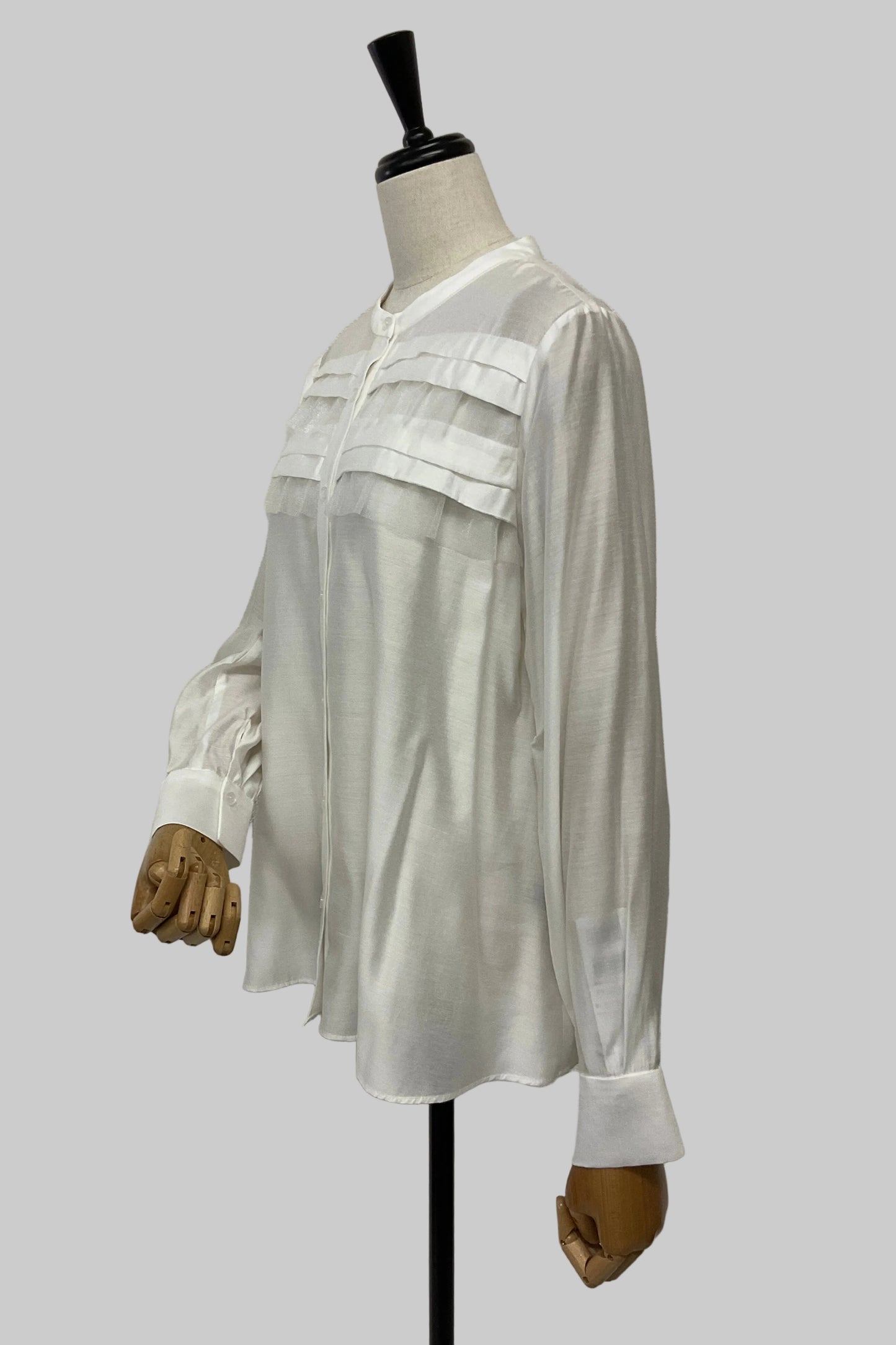 チュールフリルブラウス