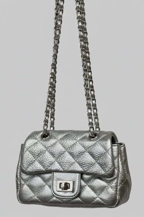 キルティングミニチェーンバック