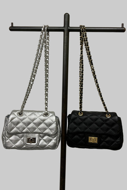 キルティングミニチェーンバック