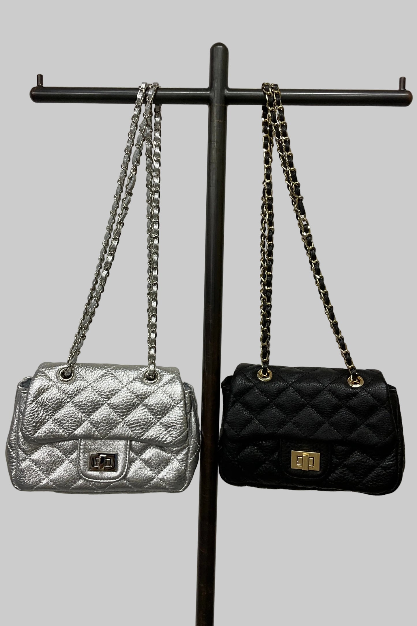 キルティングミニチェーンバック