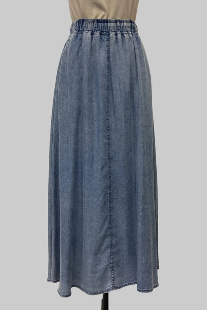 パウダーシルクデニムスカート