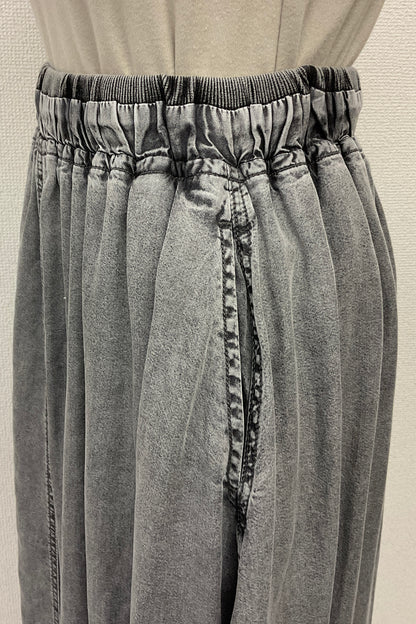 パウダーシルクデニムスカート