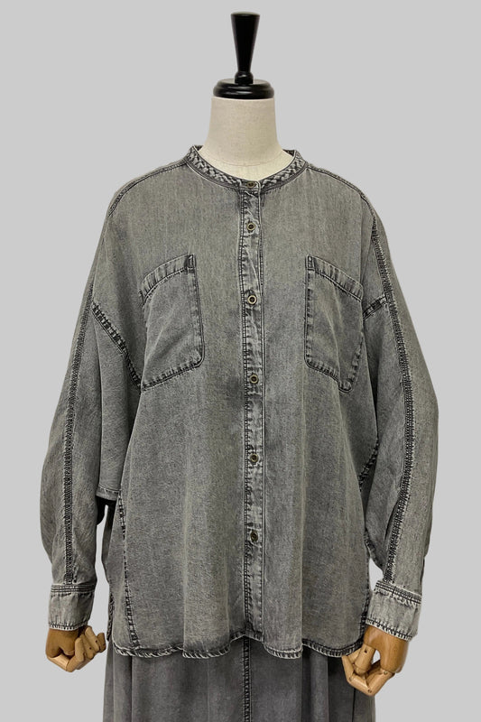 パウダーシルクデニムドルマンシャツ
