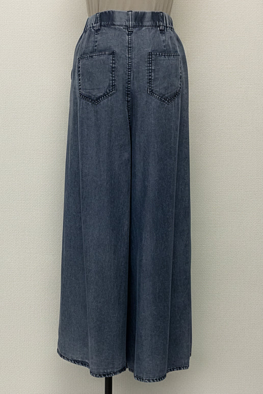 パウダーシルクデニムワイドパンツ