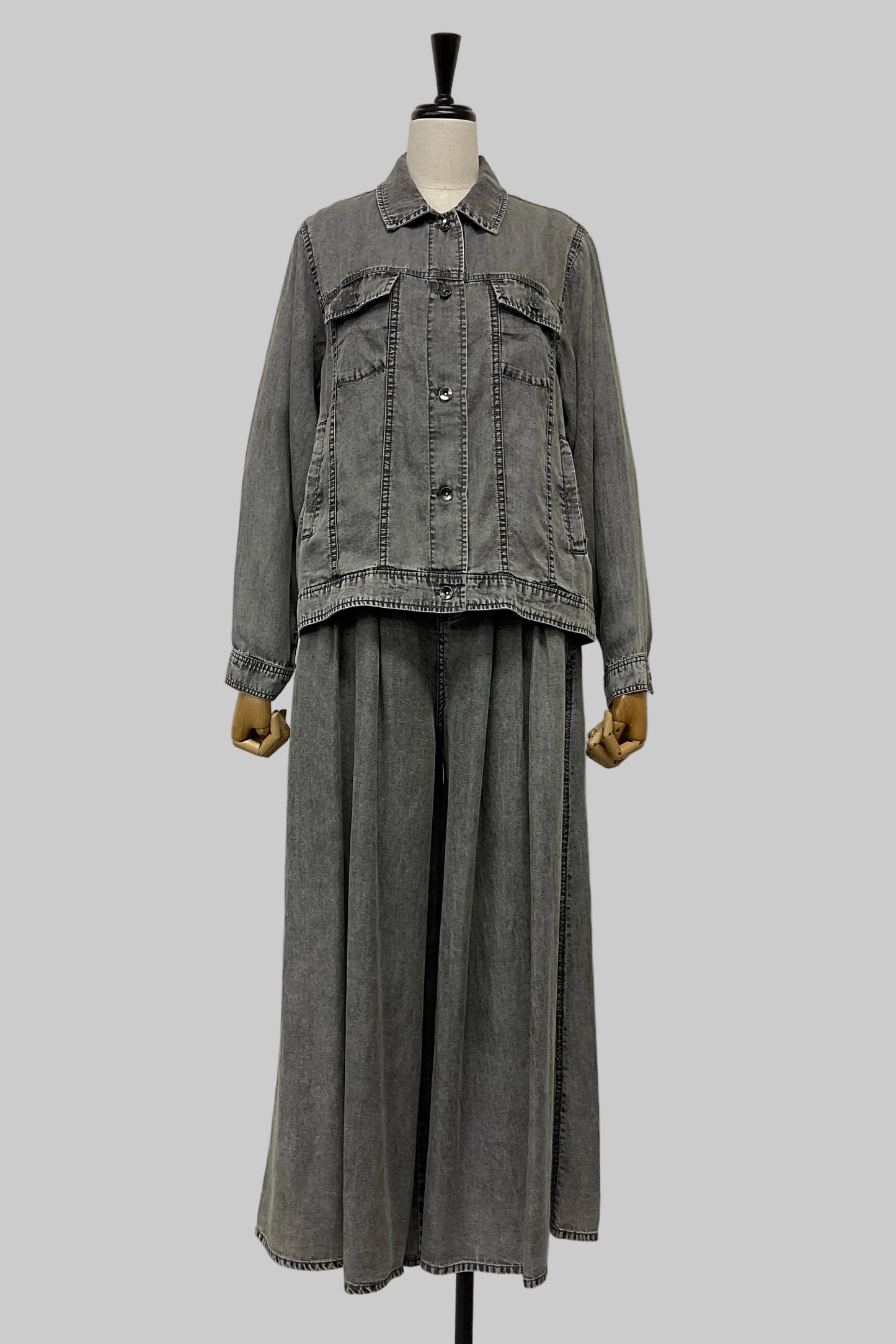 パウダーシルクデニムシャツジャケット