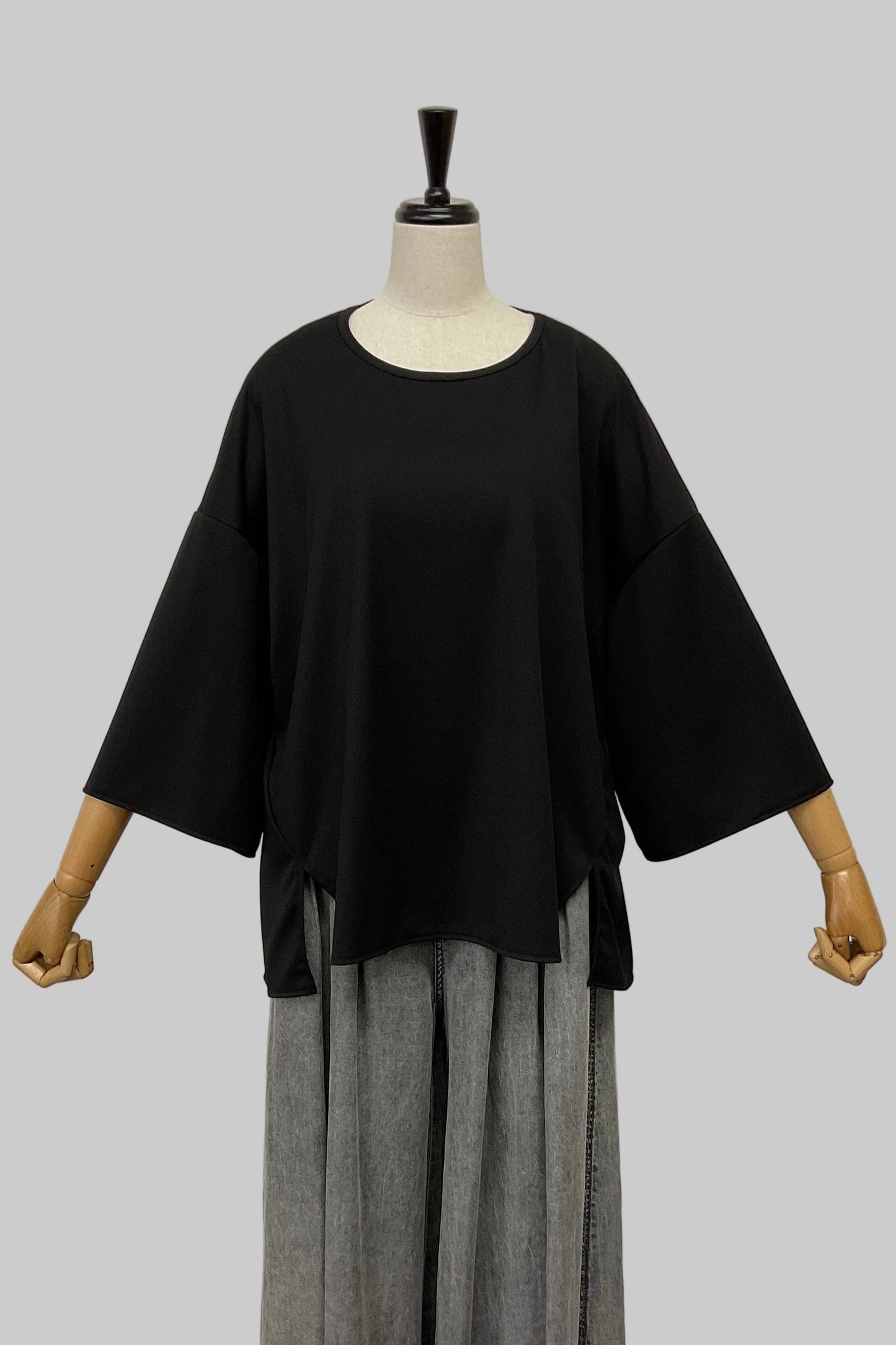 スリットドルマンブラウス