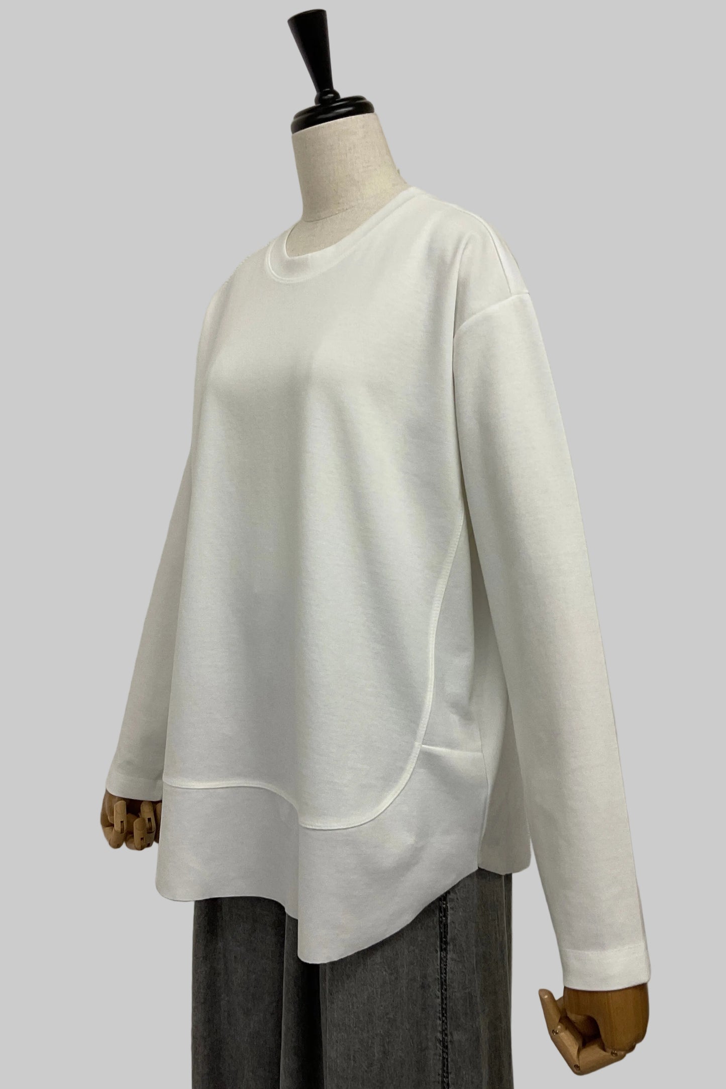 裾切り替えカットソー