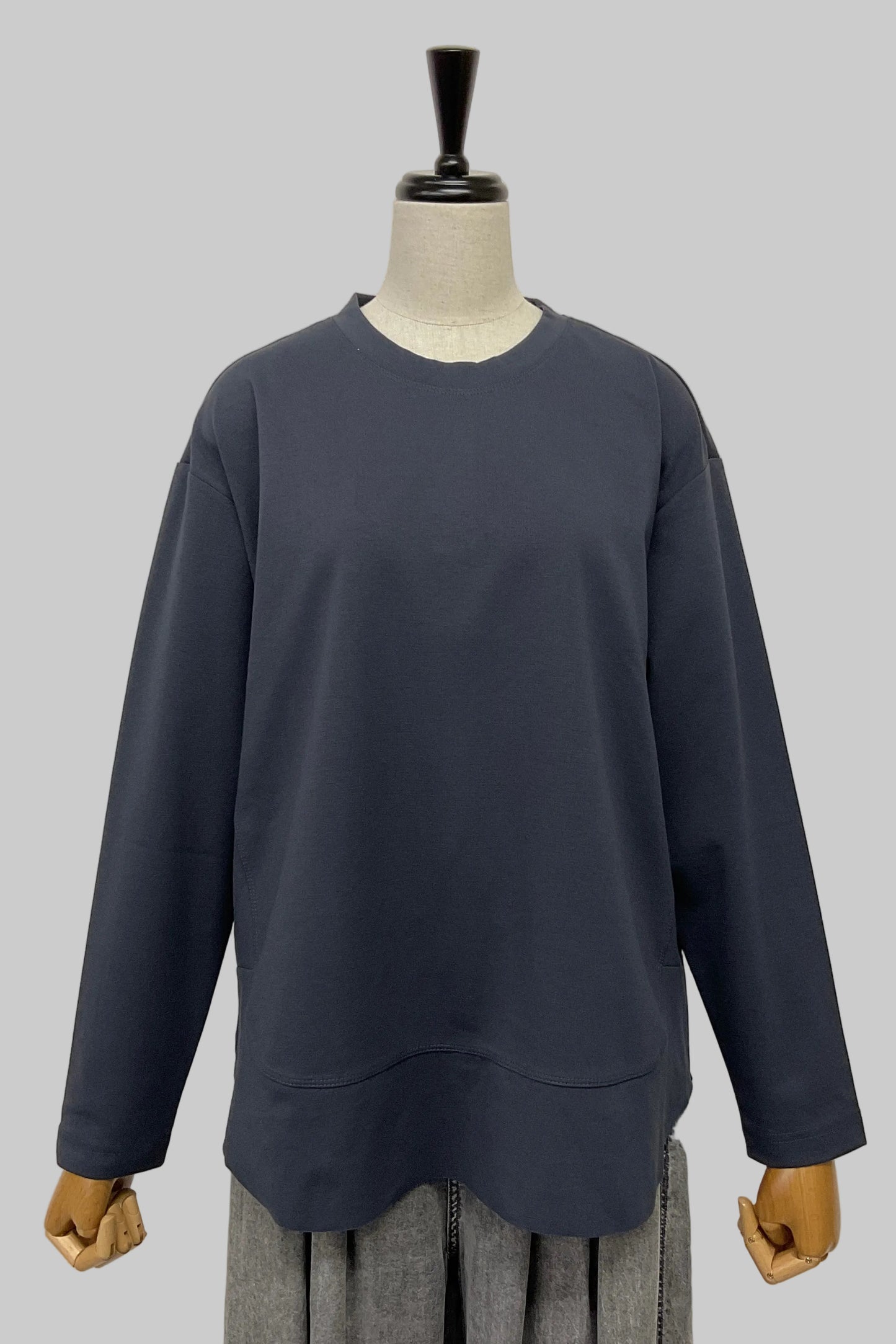 裾切り替えカットソー