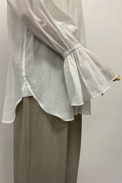 〈30%OFF〉キャンディスリーブセミシアーブラウス