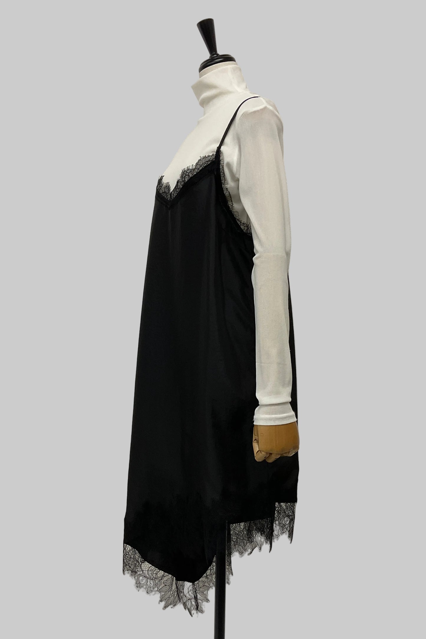 レースアシメヘムキャミソール