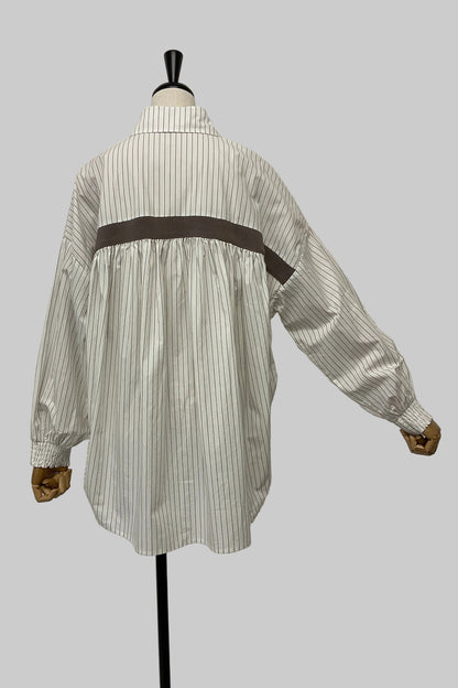 バックテープブラウス