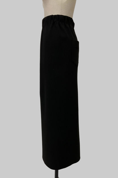 リブペンシルスカート