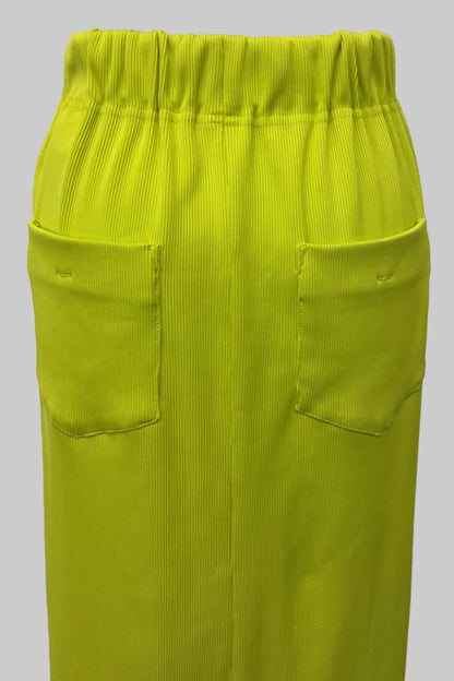 リブペンシルスカート