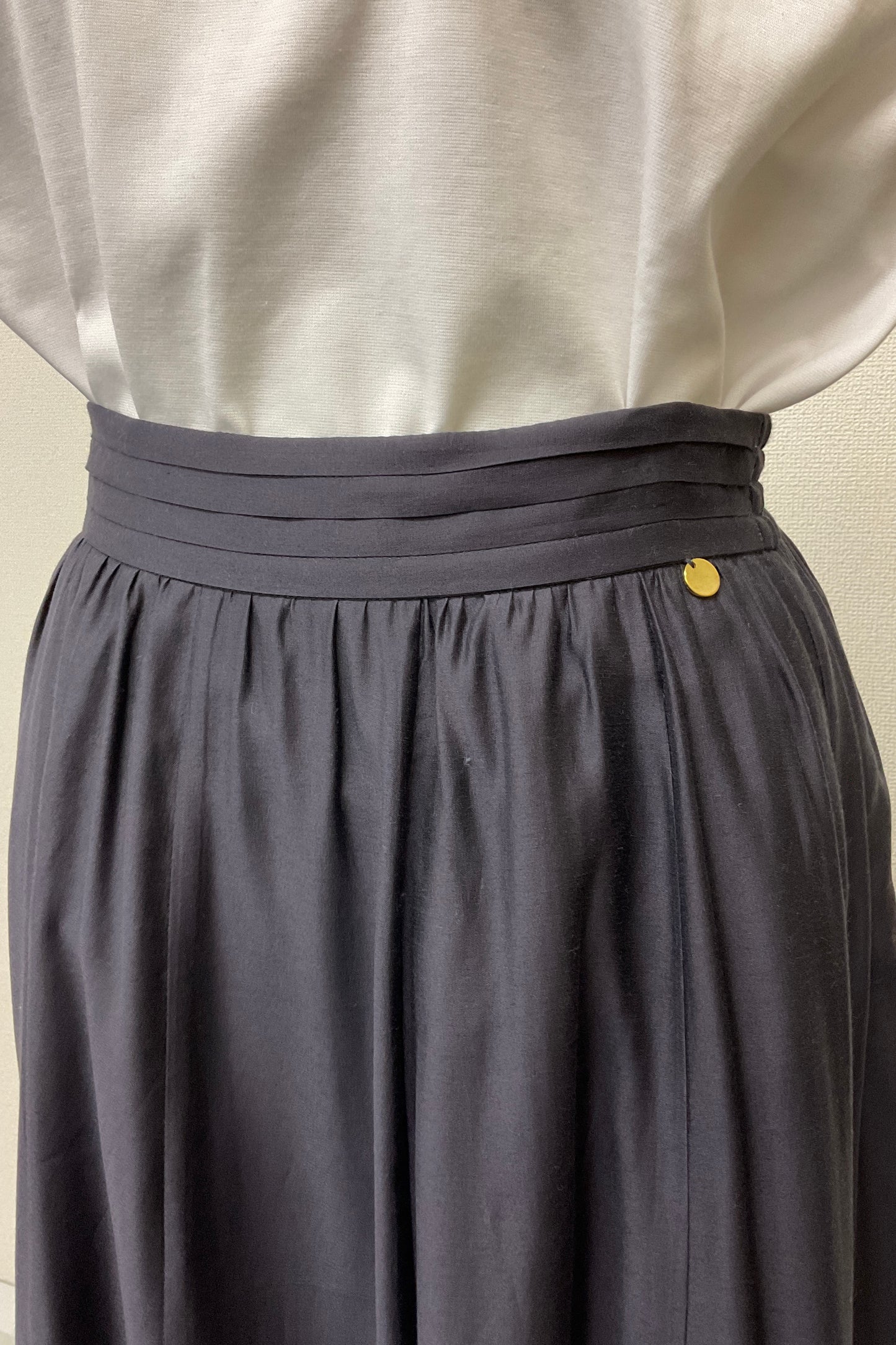〈30%OFF〉シルキーフレアスカート