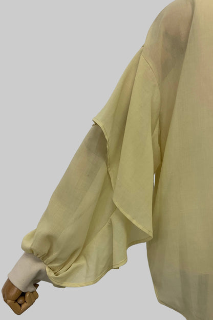 シアーフリル袖ブラウス