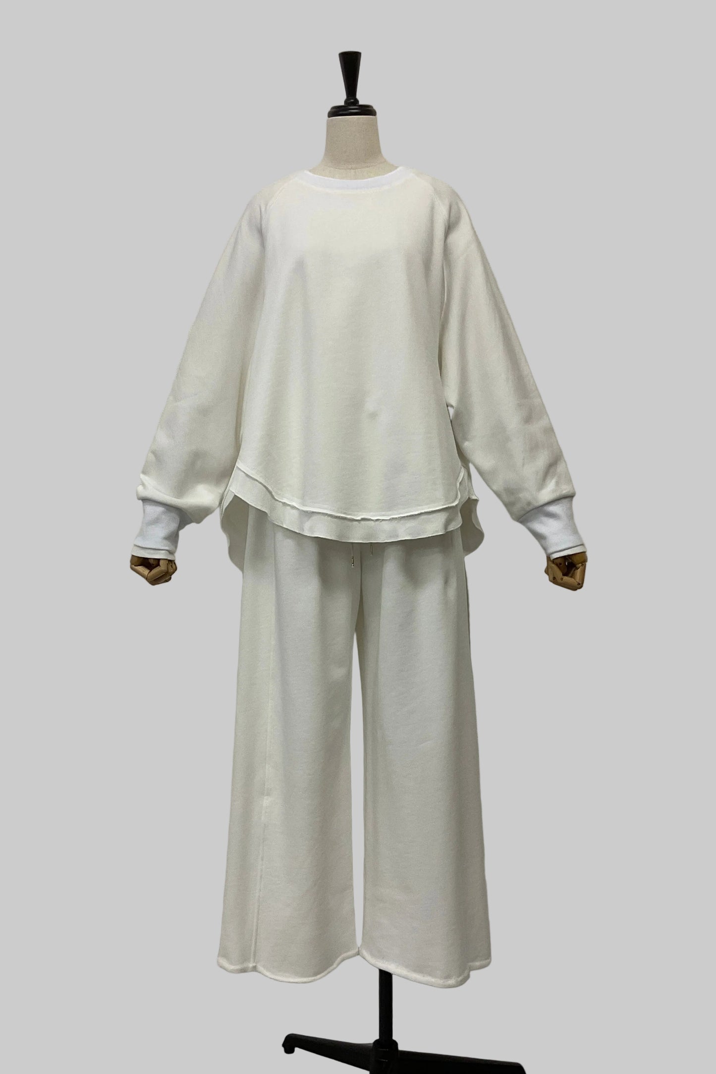 裏毛レイヤード風プルオーバー