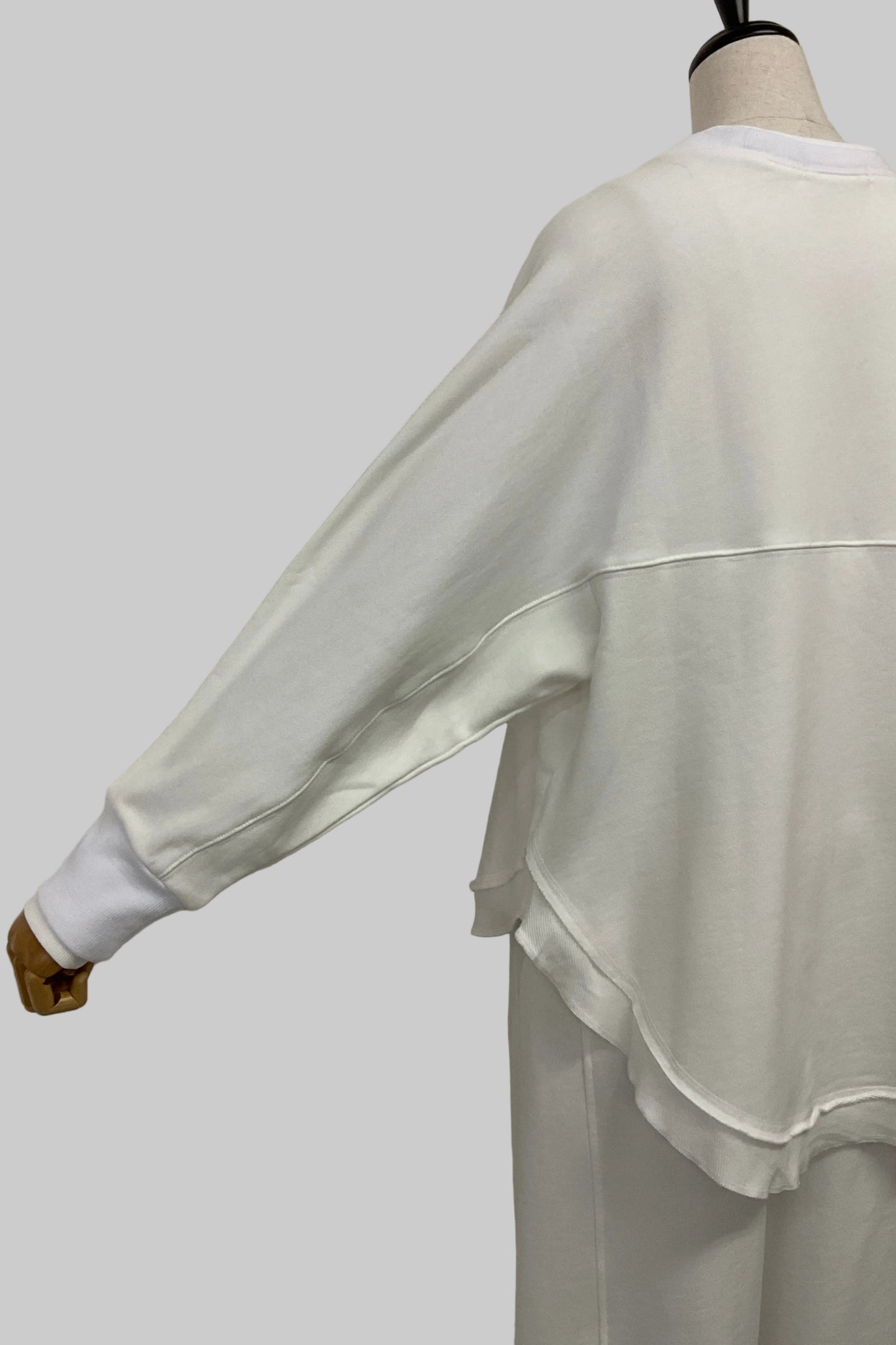 裏毛レイヤード風プルオーバー