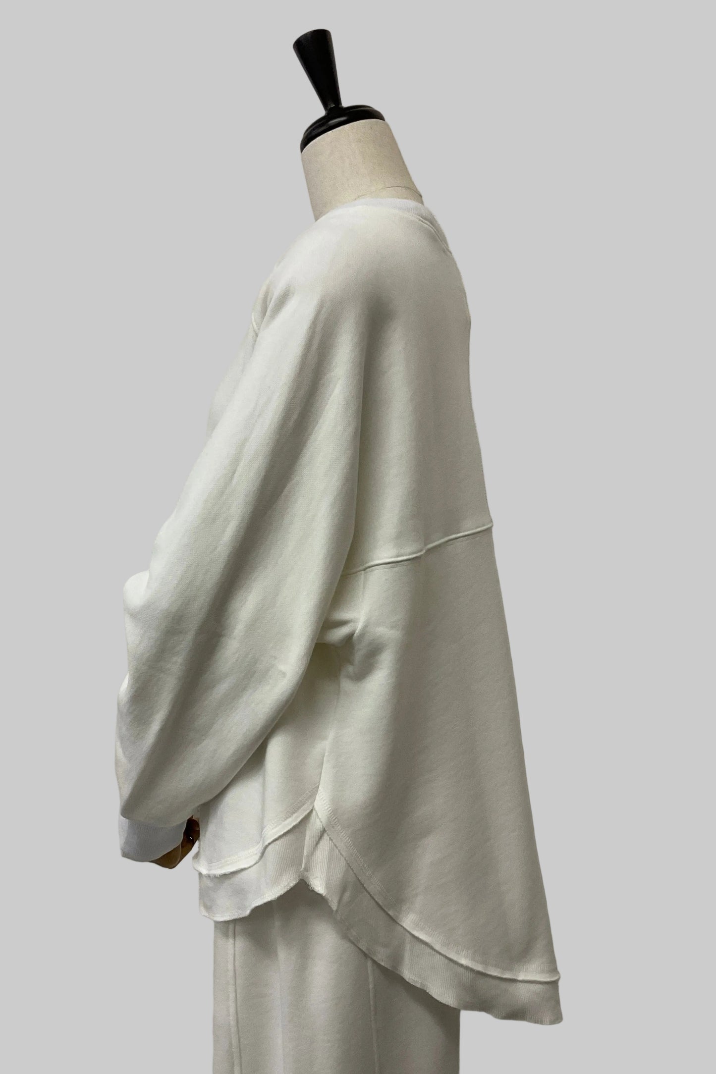 裏毛レイヤード風プルオーバー