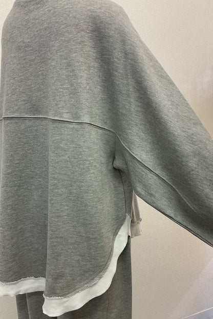 裏毛レイヤード風プルオーバー