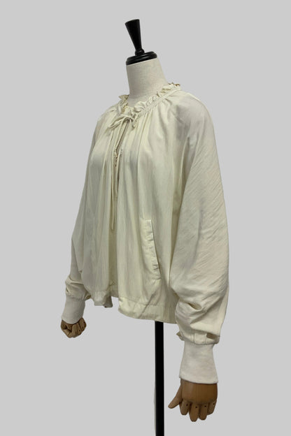 バックフリルスキッパーブルゾン