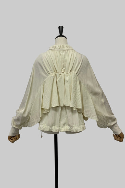 バックフリルスキッパーブルゾン