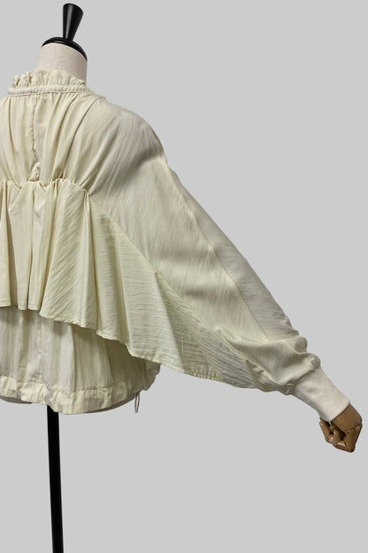 バックフリルスキッパーブルゾン