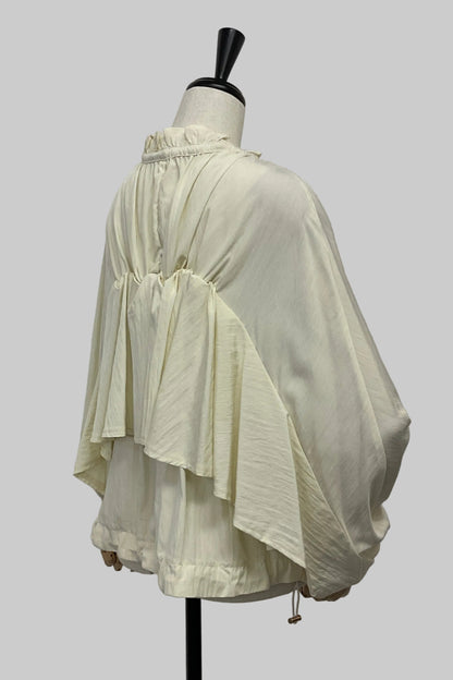 バックフリルスキッパーブルゾン