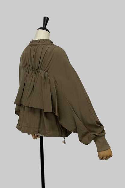 バックフリルスキッパーブルゾン