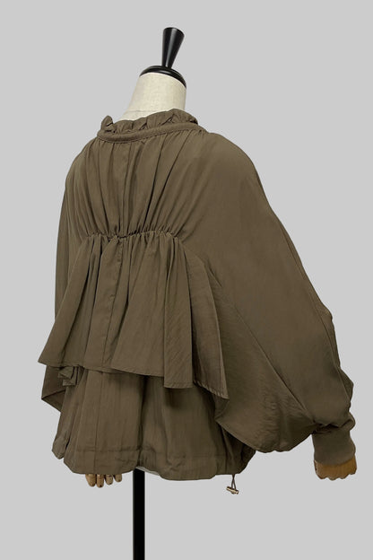 バックフリルスキッパーブルゾン