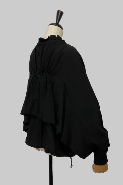 バックフリルスキッパーブルゾン