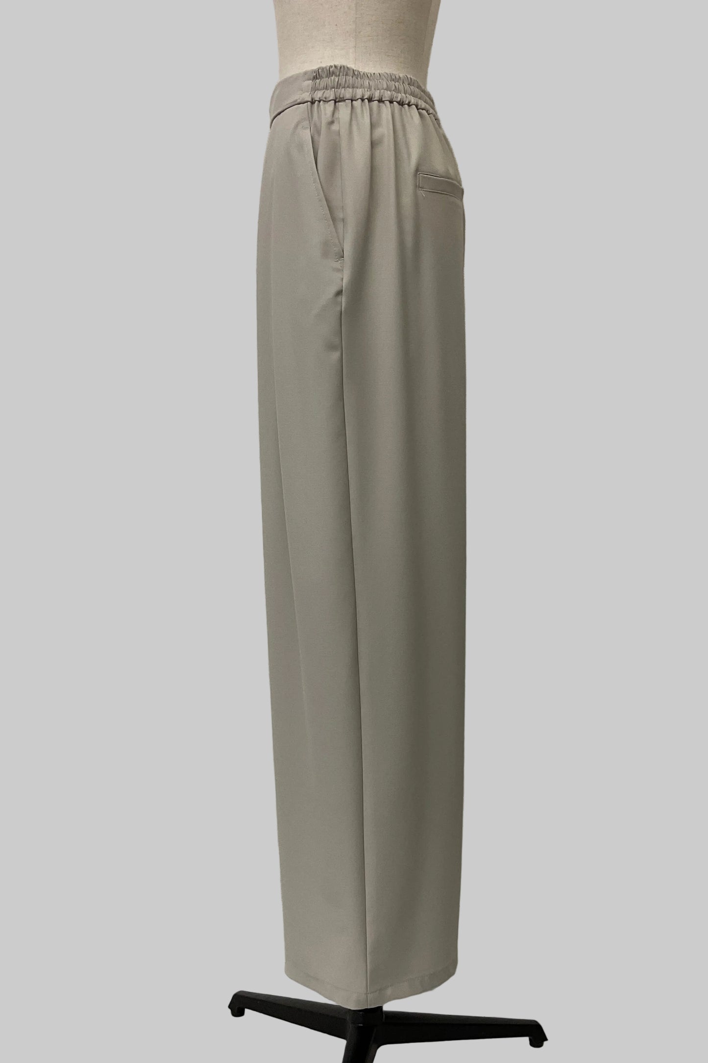 ツータックワイドパンツ