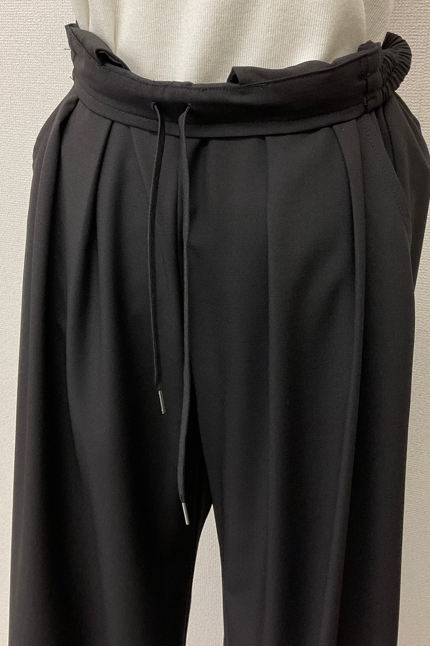 ツータックワイドパンツ