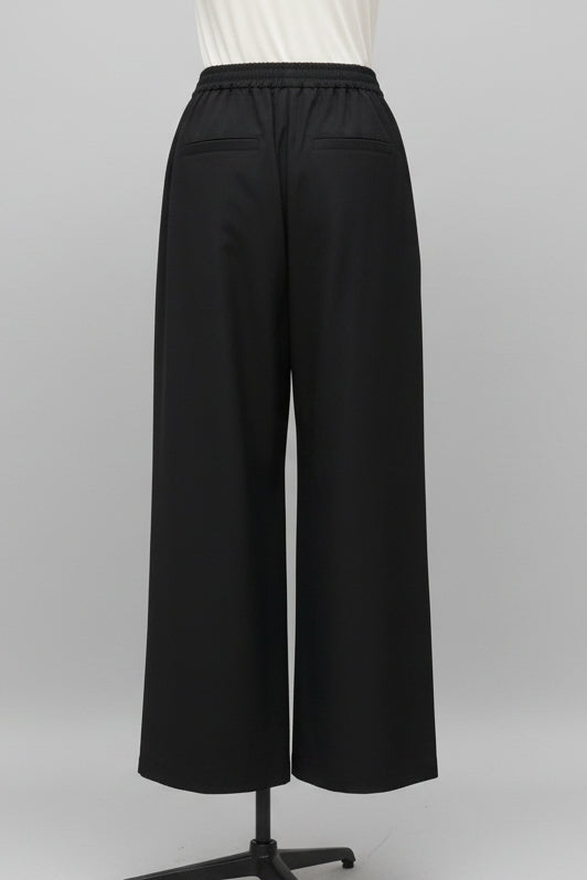 ツータックワイドパンツ