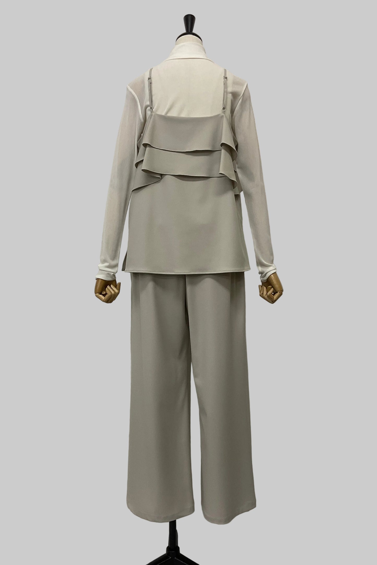 フリルキャミソール