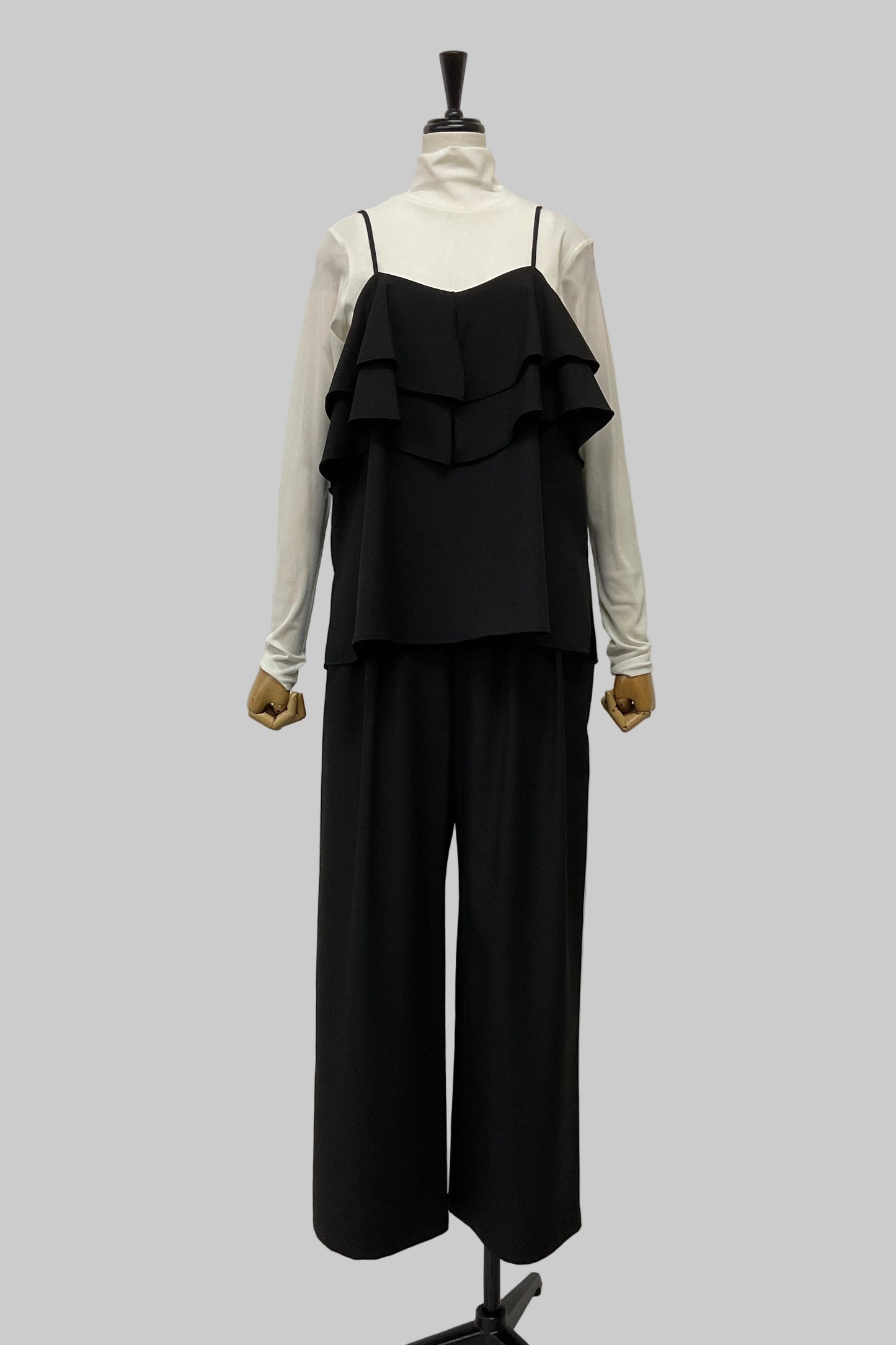 フリルキャミソール