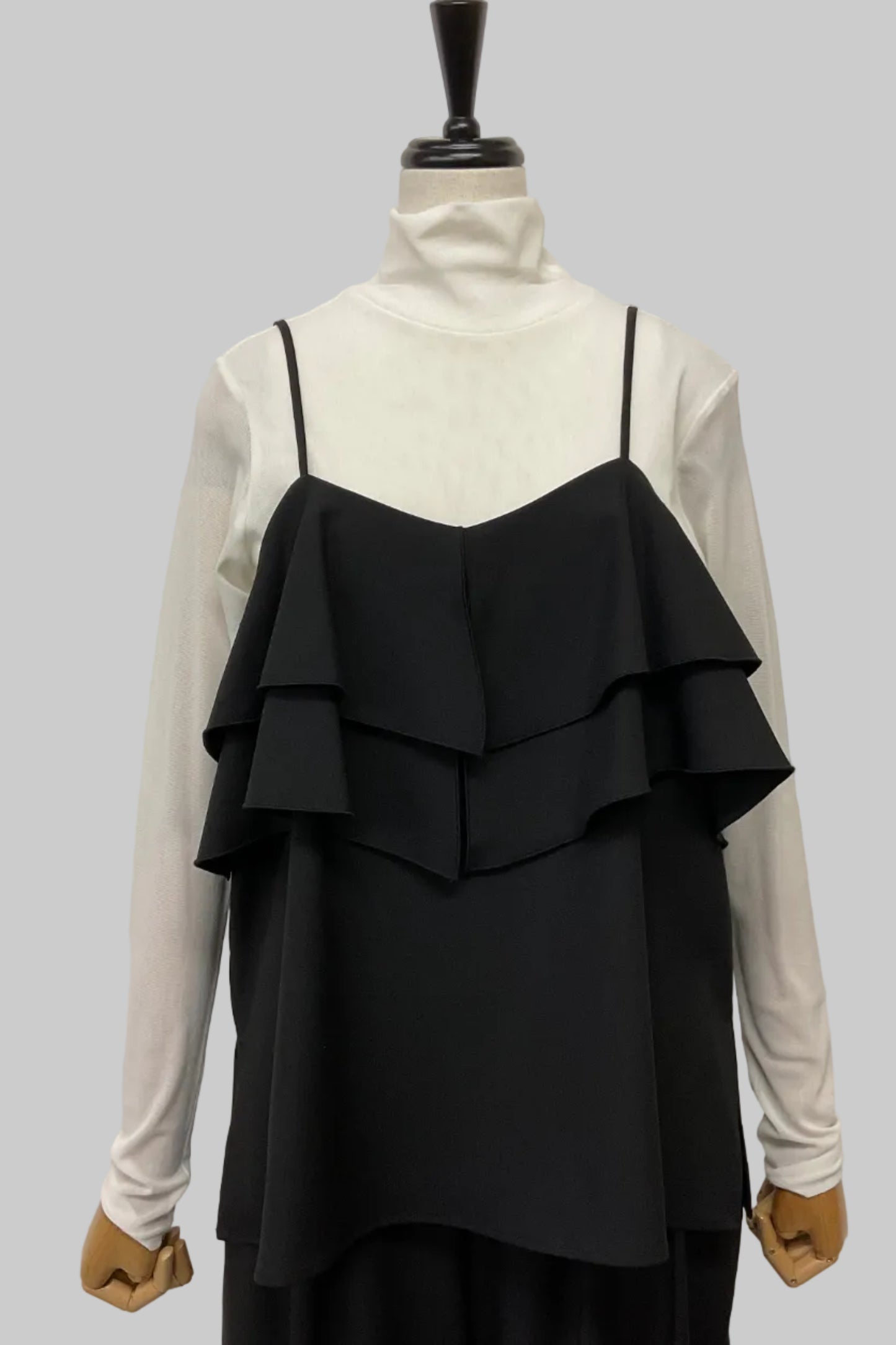 フリルキャミソール