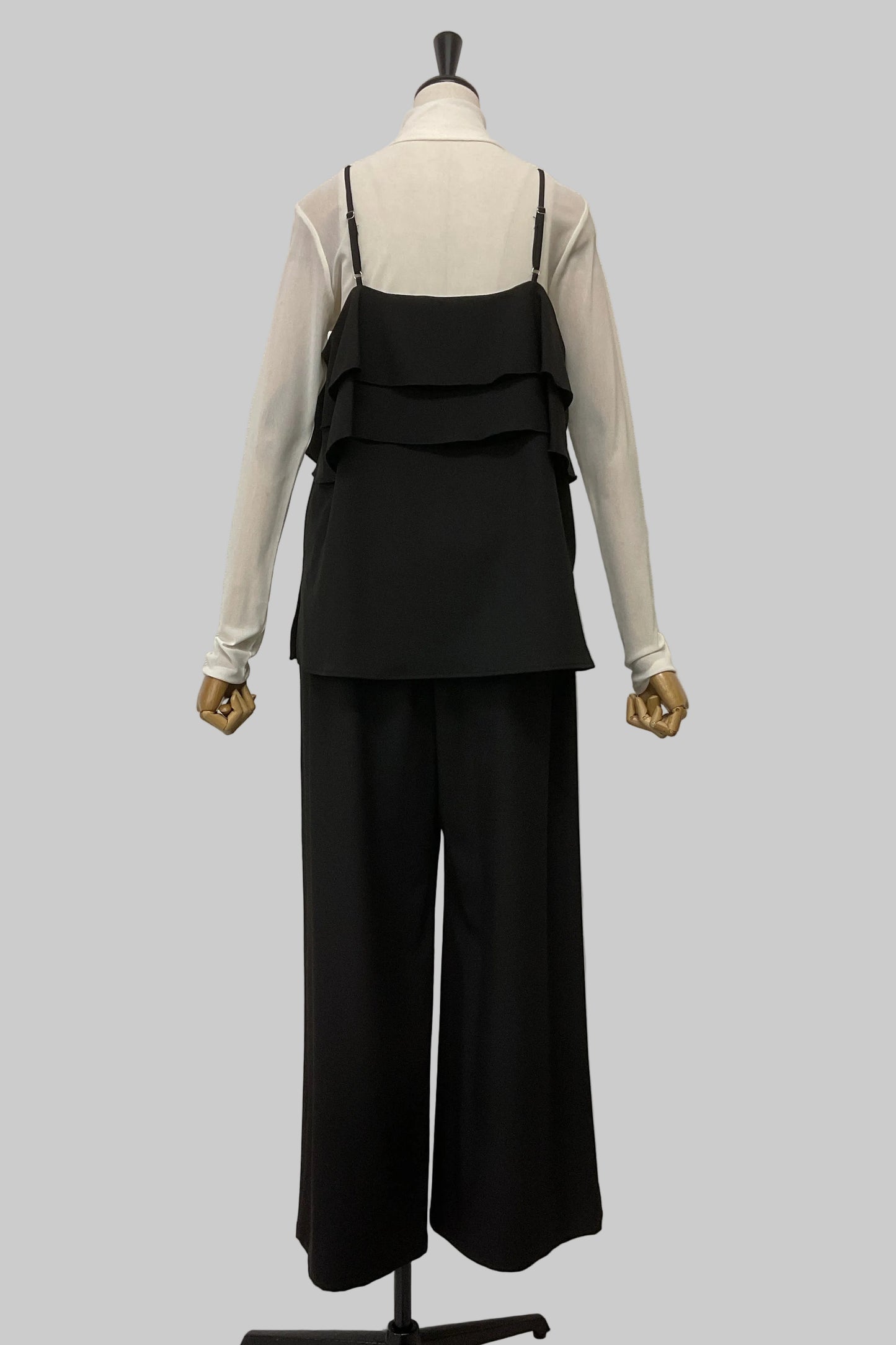 フリルキャミソール