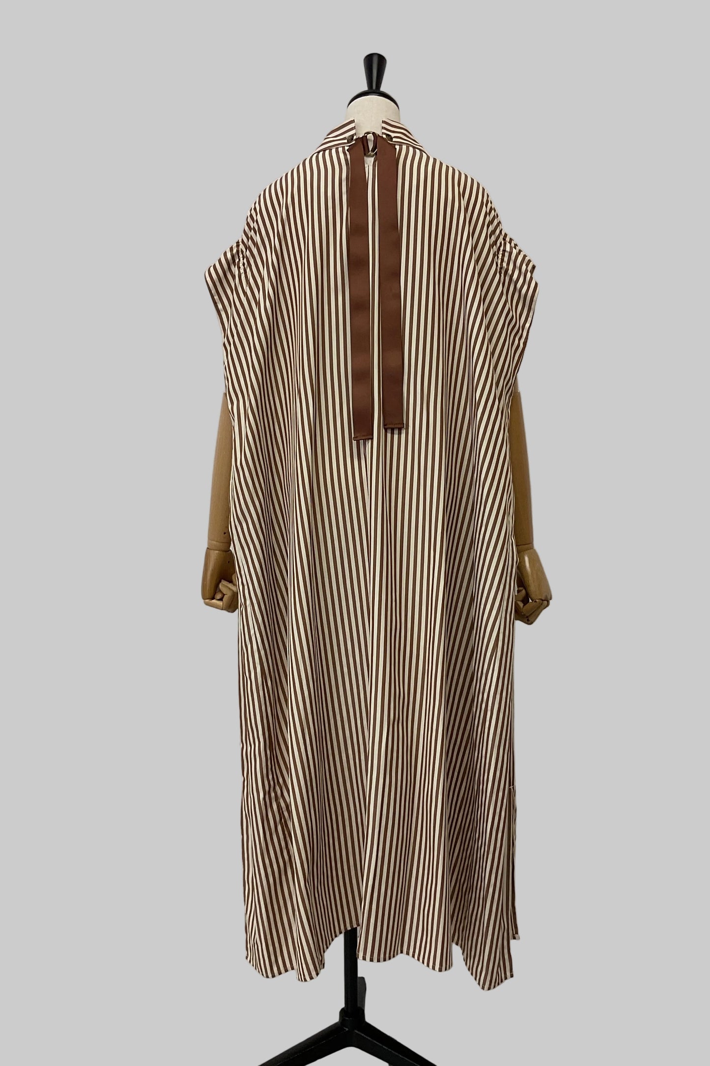 〈ご試着キャンペーン対象品〉バックリボンワンピース