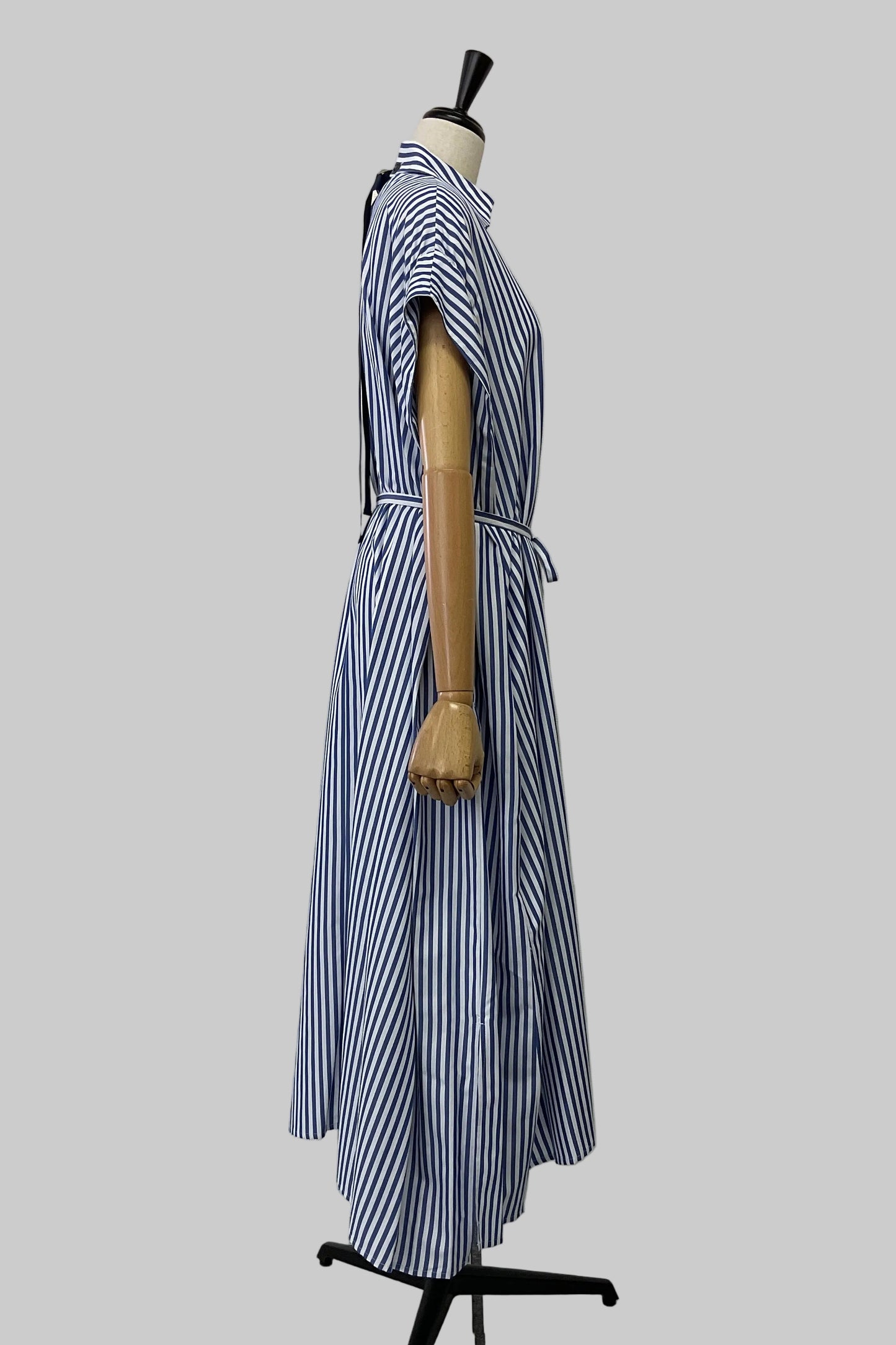 〈ご試着キャンペーン対象品〉バックリボンワンピース