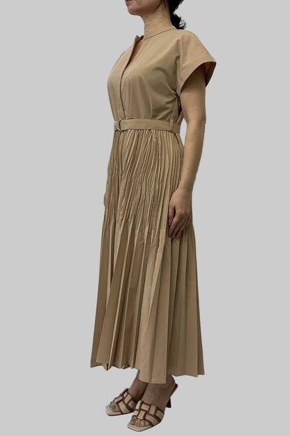 〈ご試着キャンペーン対象品〉プリーツAラインワンピース